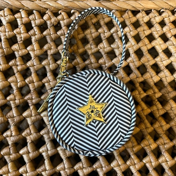 Ju-Ju-Be Handbags - Jujube Pacifier Holder